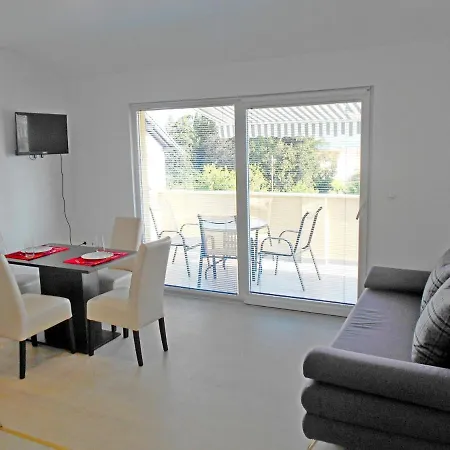 Apartment Cherry Kastela Exterior photo