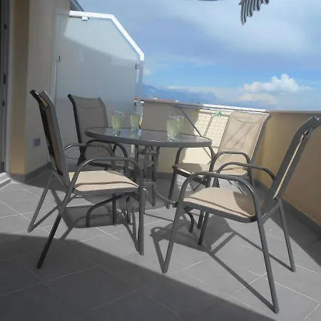 Apartment Cherry Kastela Exterior photo
